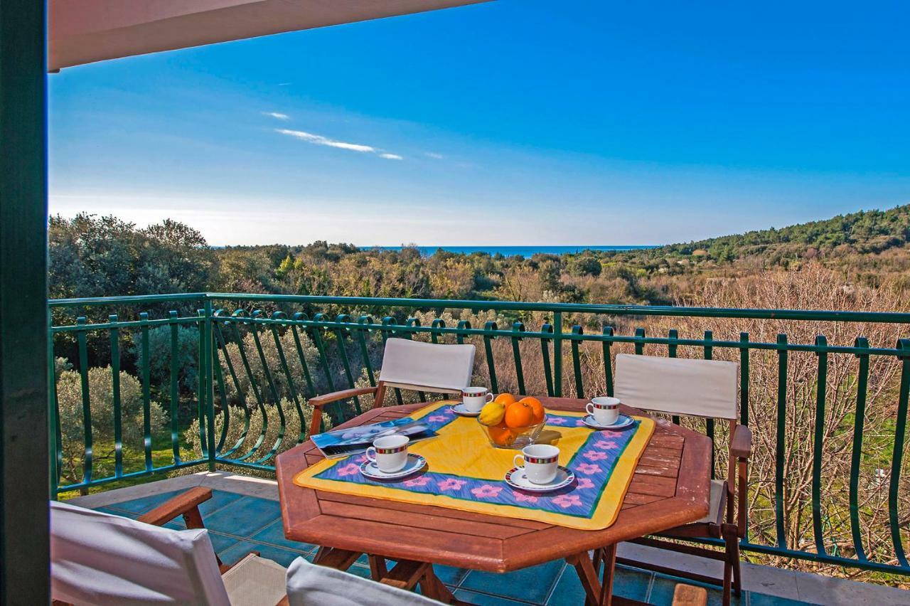 Villa Mareonda ロヴィニ エクステリア 写真