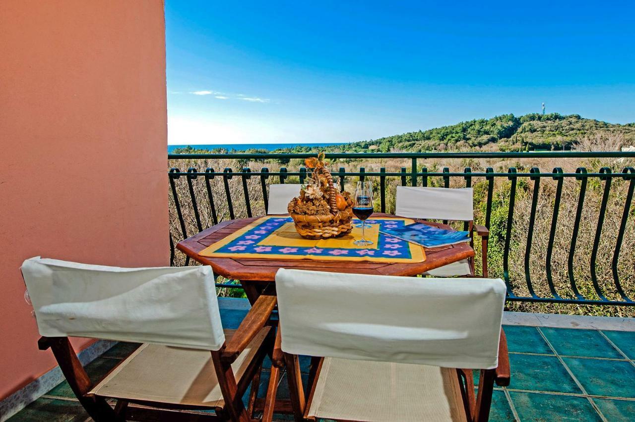 Villa Mareonda ロヴィニ エクステリア 写真